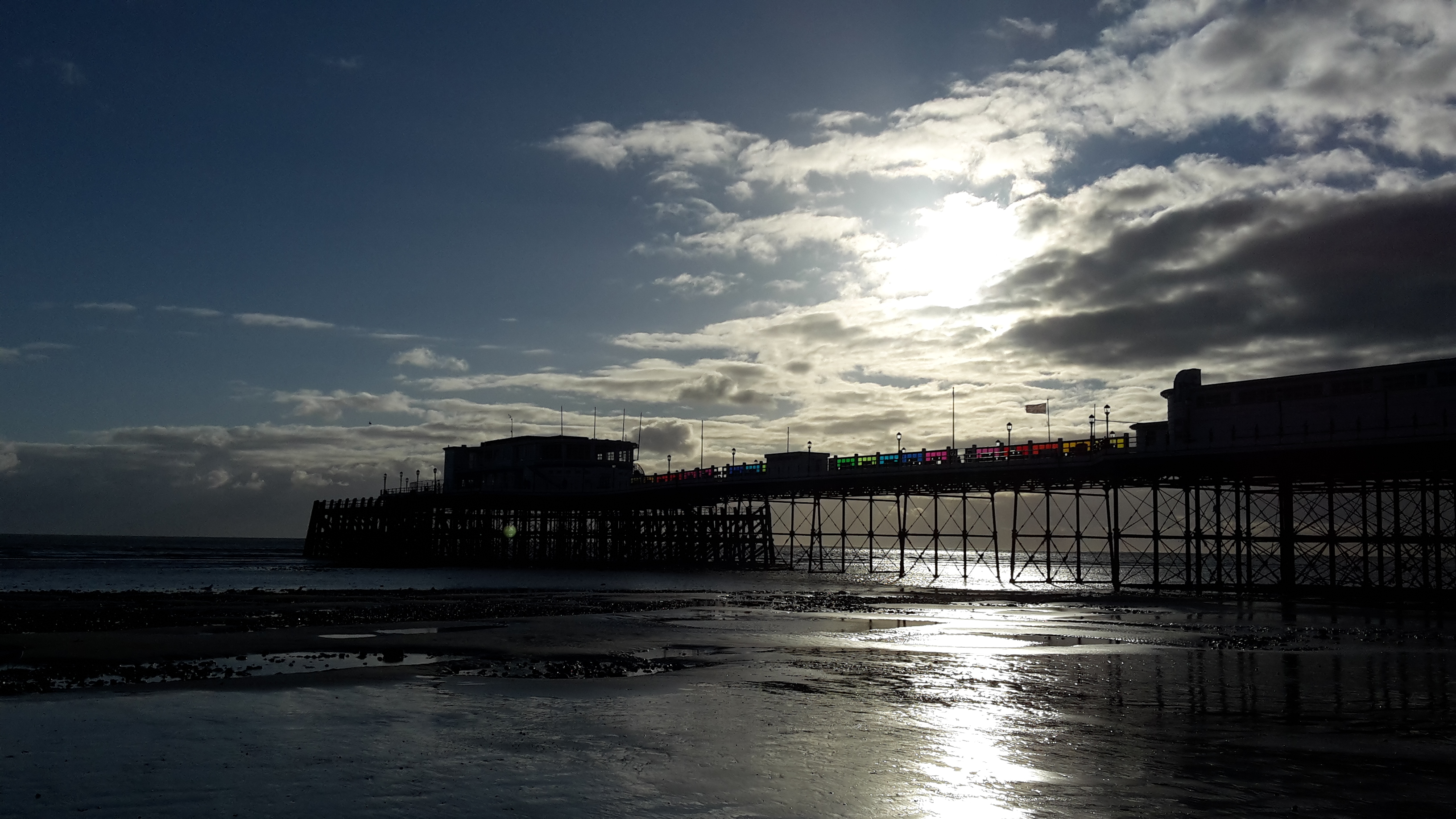 Worthing_Pier.jpg