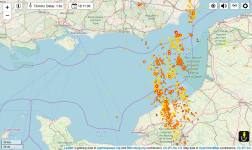 Screenshot_2019-07-25 Real Time Lightning Map.png