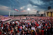 CNS-0615 trump rally fla crowd c.jpg