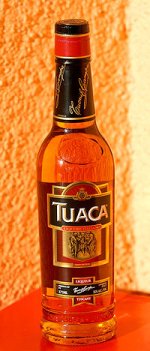 200px-Tuaca_375_ml.jpg