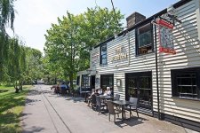 The Albion Taverna Faversham Exterior.jpg