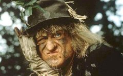 Worzel-Gummidge-460_802674c.jpg