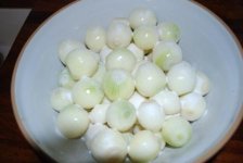 pickled-onions-with-salt.jpg