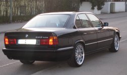 bmw-525-05.jpg