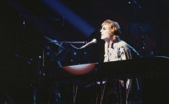 john-lennon_piano_600.jpg