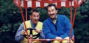 _44138867_chucklevision416bbc.jpg