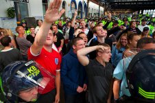 EDL fascist salute brighton station.jpg