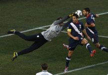 samir-handanovic-makes-a-great-save-against-the-united-states.jpg