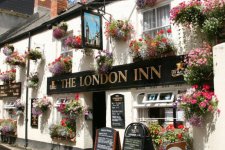 thelondoninnpadstow.jpg