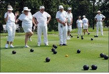 lawnbowling_group08.jpg