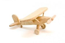 Wooden%20Airplane-900x600.jpg