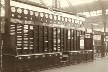 brighton_station_train_board.jpg