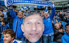 chris_hughton_2-xlarge_trans_NvBQzQNjv4BqM37qcIWR9CtrqmiMdQVx7BfOCYufpxLlnk9UkSq3RIc.jpg