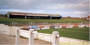 grassy-bank-springfield-park-wigan.jpg