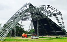 glastonbury-festival-pyramid-stage-frame-740x470-740x470.jpg