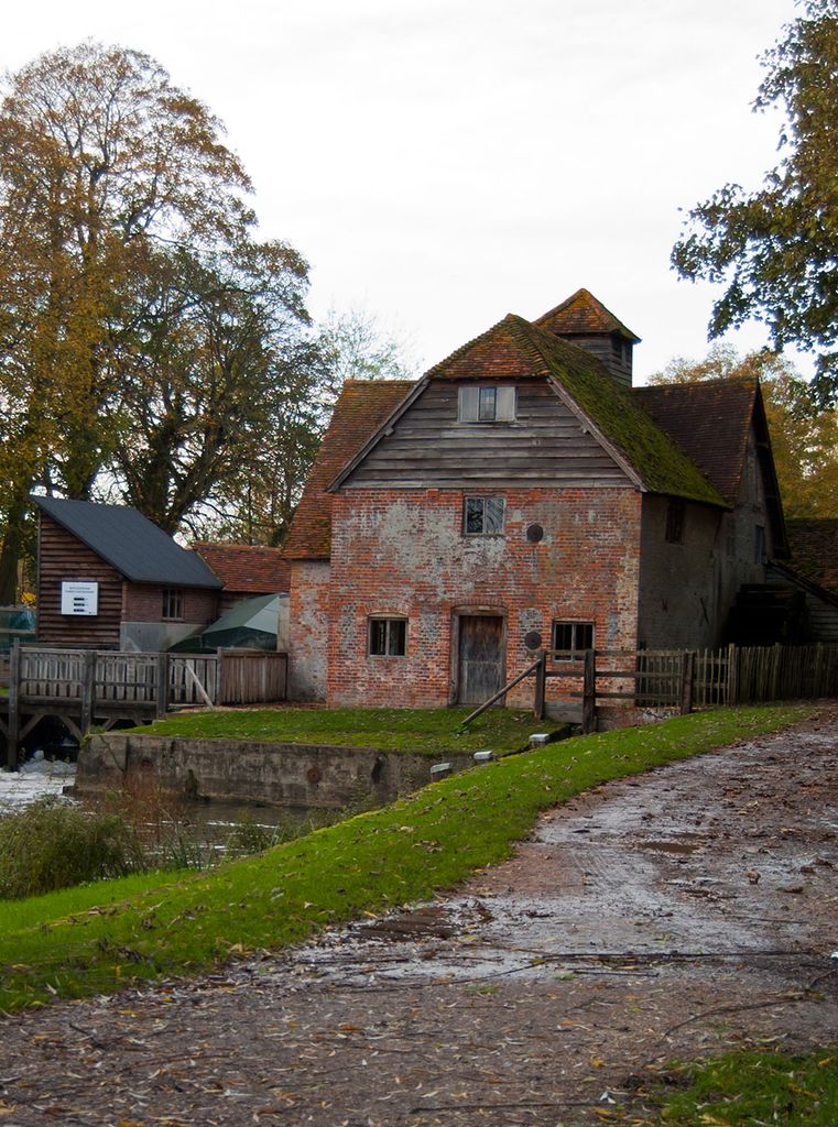 mapledurham-watermill-black-sabbath.jpg