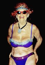 old-lady-in-bikini-root-349zzb6482_1470_1.jpg