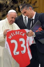 896a08f5093d80382c0d4c3f86a27e19--danny-welbeck-the-vatican.jpg