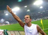 di_canio_salute.jpg