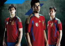 New-Spain-Home-Kit-2011.jpg