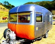 bubbles-retro-artdeco-vintage-fibreglass-1972-oxford-concord-new-zealand-caravan-hil-mario-stapp.jpg