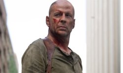 Bruce-Willis-in-Die-Hard--001.jpg