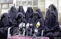 cylons-in-burkas.gif