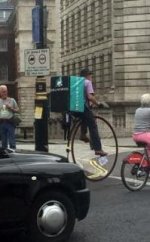 105480762-Deliveroo-2-small_trans_NvBQzQNjv4BqvN6Tjh3XuoJqisf5NTIeNJ6dAl_4KjXj_SW5QjP5jOA.jpg